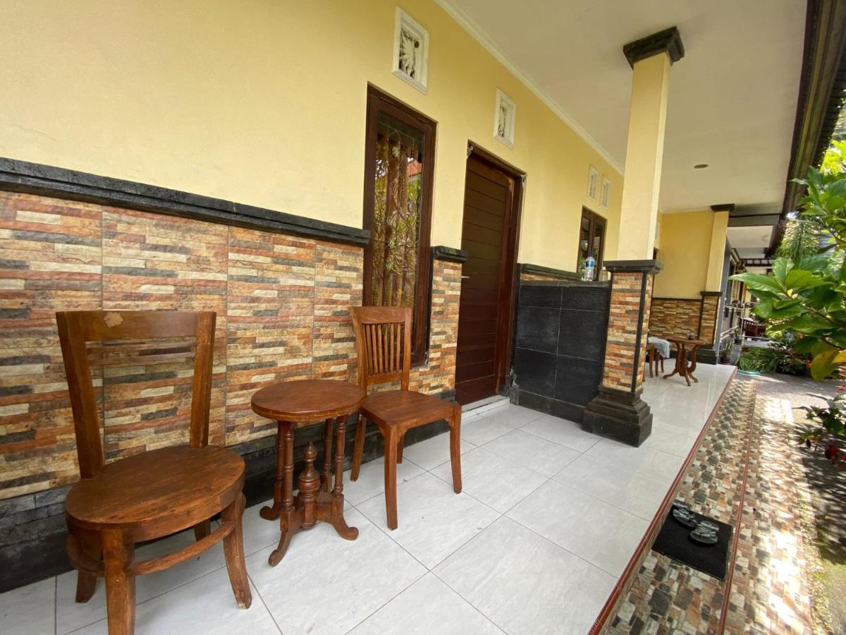Jero Harum Homestay Krambitan Exteriör bild